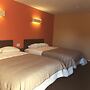 Riverside Motel