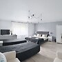 7th Room Guest House