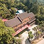 Centro Bajo Hotel