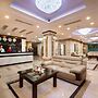 Royal Palace Hotel