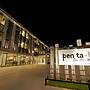 Pentahug Hotel