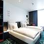 sander Hotel