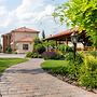 Apartmanovy dom Villa Ephélia