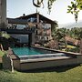 Maraias Luxury Suites & Apartments