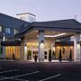 DoubleTree by Hilton Montreal Airport