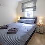 7 Varis Apartments