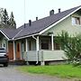 Nuppulanranta cottage by lake