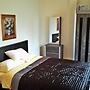 Homely Ground Apartment