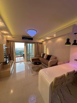Alanya Azura Family Style