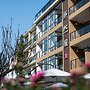 CTN LiRiver Boutique Hotel