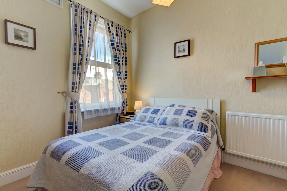 Dolphin Guesthouse