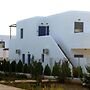 Katikies Studios & Apartments