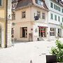 Weinbar und Hotel FahrAway