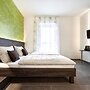 eee hotel TRAUN