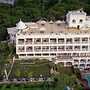 Hotel Hilltop Palace