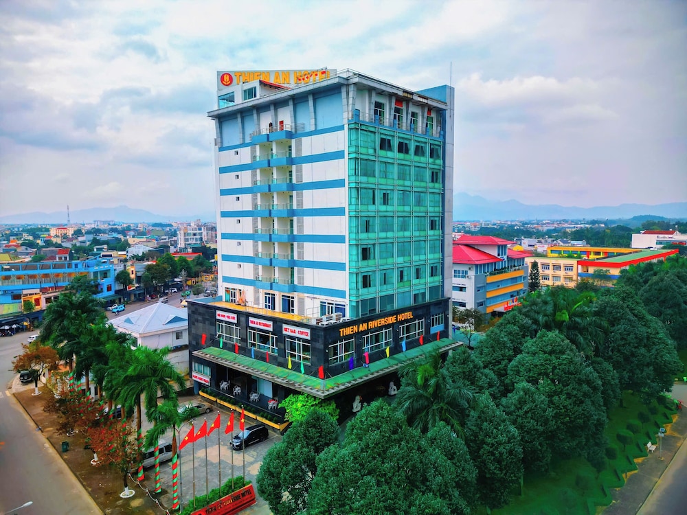 Thien An Riverside Hotel