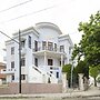 Penedo da Saudade Suites & Hostel