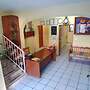 Hotel Monarca