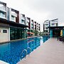 Tropical Villa Service Suite