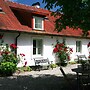 Stenrosgården logi