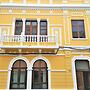 Los Canaritos Guest-House