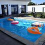 Limo's House