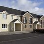 Knightsbrook Courtyard Houses