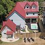 Kame House Backpackers - Hostel - Adults Only