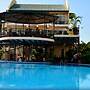 Ryan's Bay Hotel