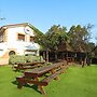 Latas Surf House
