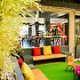 Bhive Hotel