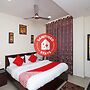 OYO 11878 Hotel De DS Plaza