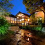 Sakura Sakura Hot Springs