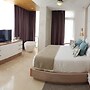 Sunrise Suites 2 BR