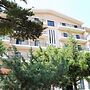 Al Sakhra Hotel
