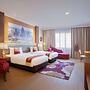 Ramada Suites by Wyndham Solo