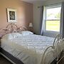 Gateway to Greenwich Suites