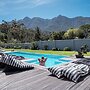 A Riverbed Guesthouse