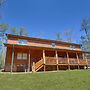 Sweet Tranquility Pool Lodge Apartment 4