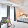 Fast Lane Hotel