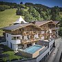 Hotel Astrid inklusive JokerCard, Pool und Liegewiese