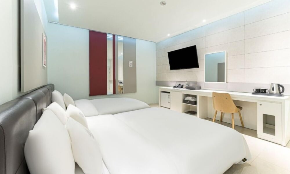Gimpo Pentastar Hotel