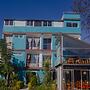Axkan Click Hotel