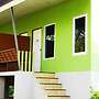 Happy House Resort