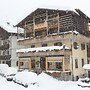 Albergo Centrale Forni