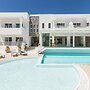 Cyano Hotel