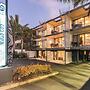 Sea Spray Suites
