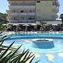Cliffs Hotel