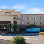 Hampton Inn & Suites Oakland Airport-Alameda