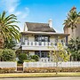 Northshore Hotel